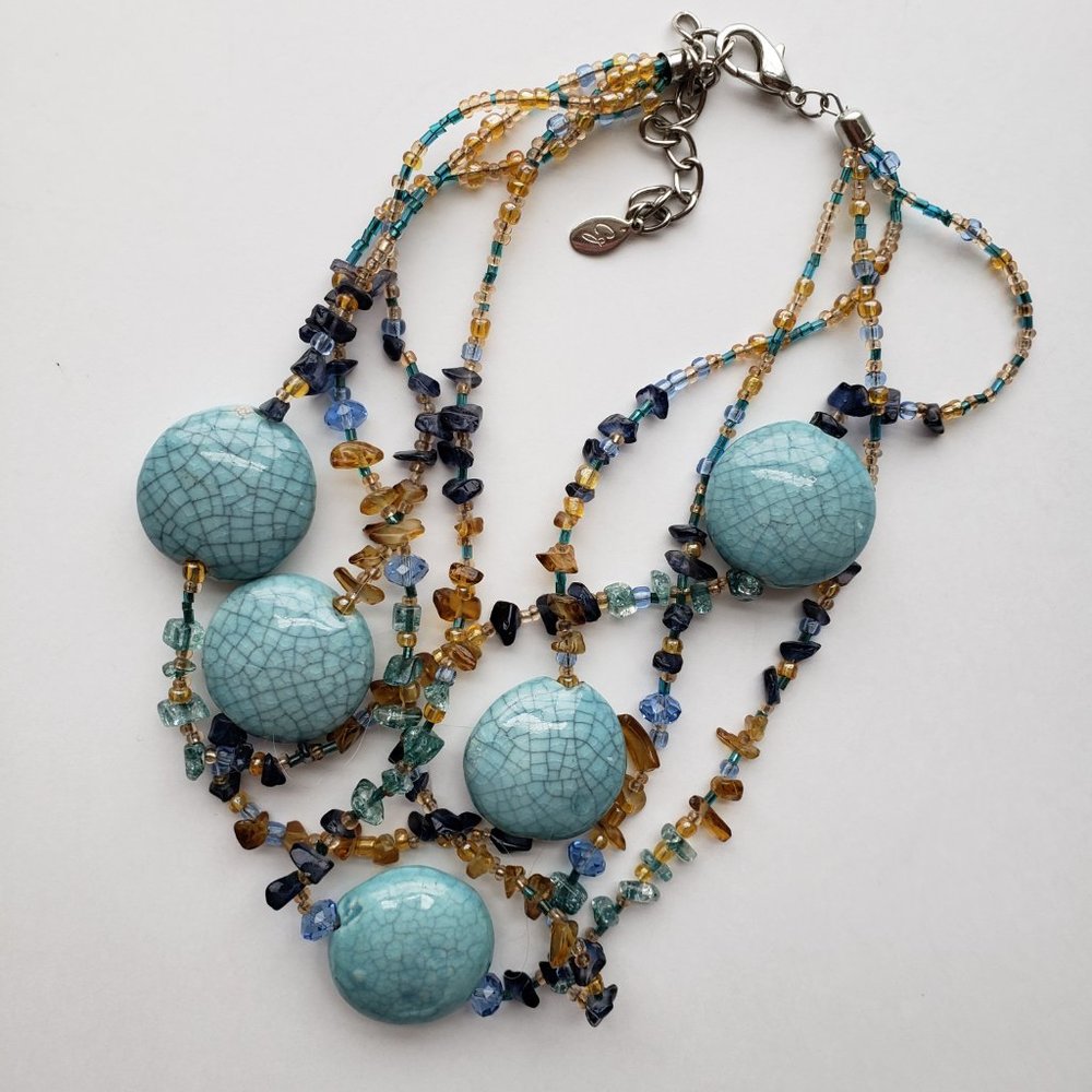 NWOT fun and Beautiful Statement Necklace. - Picture 5 of 9